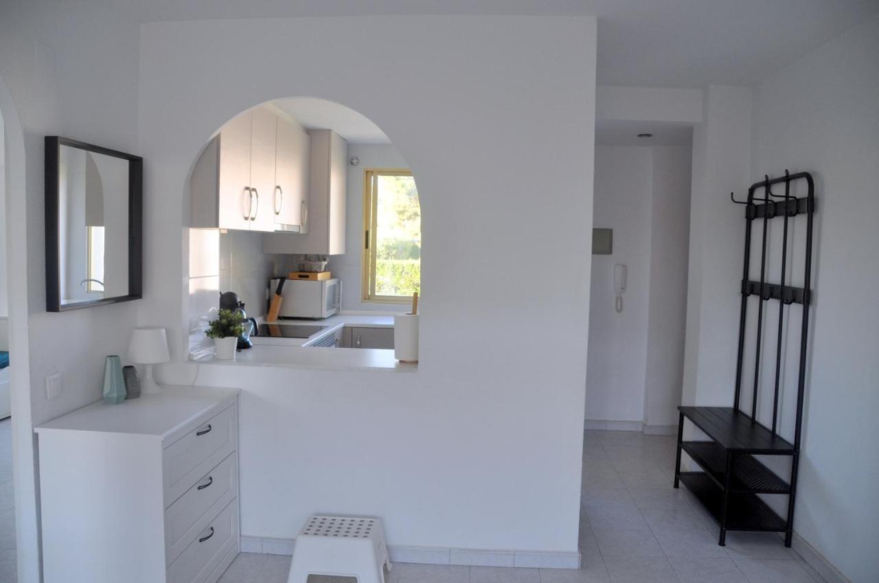 Apartamento Con Piscina Y Parking El Campello Eksteriør bilde