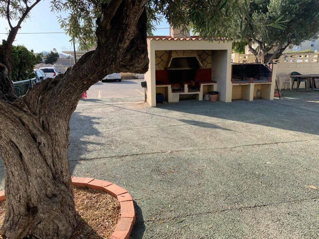 Apartamento Con Piscina Y Parking El Campello Eksteriør bilde