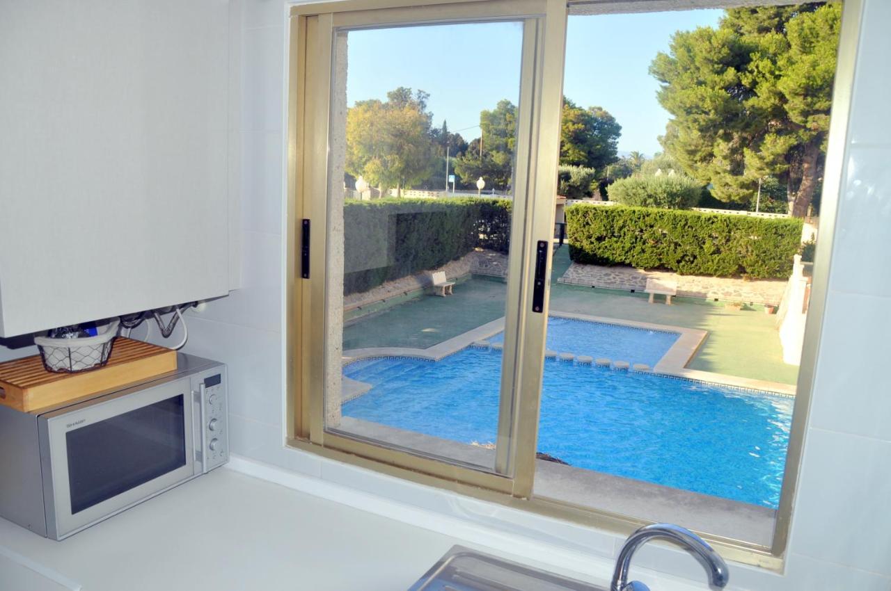 Apartamento Con Piscina Y Parking El Campello Eksteriør bilde