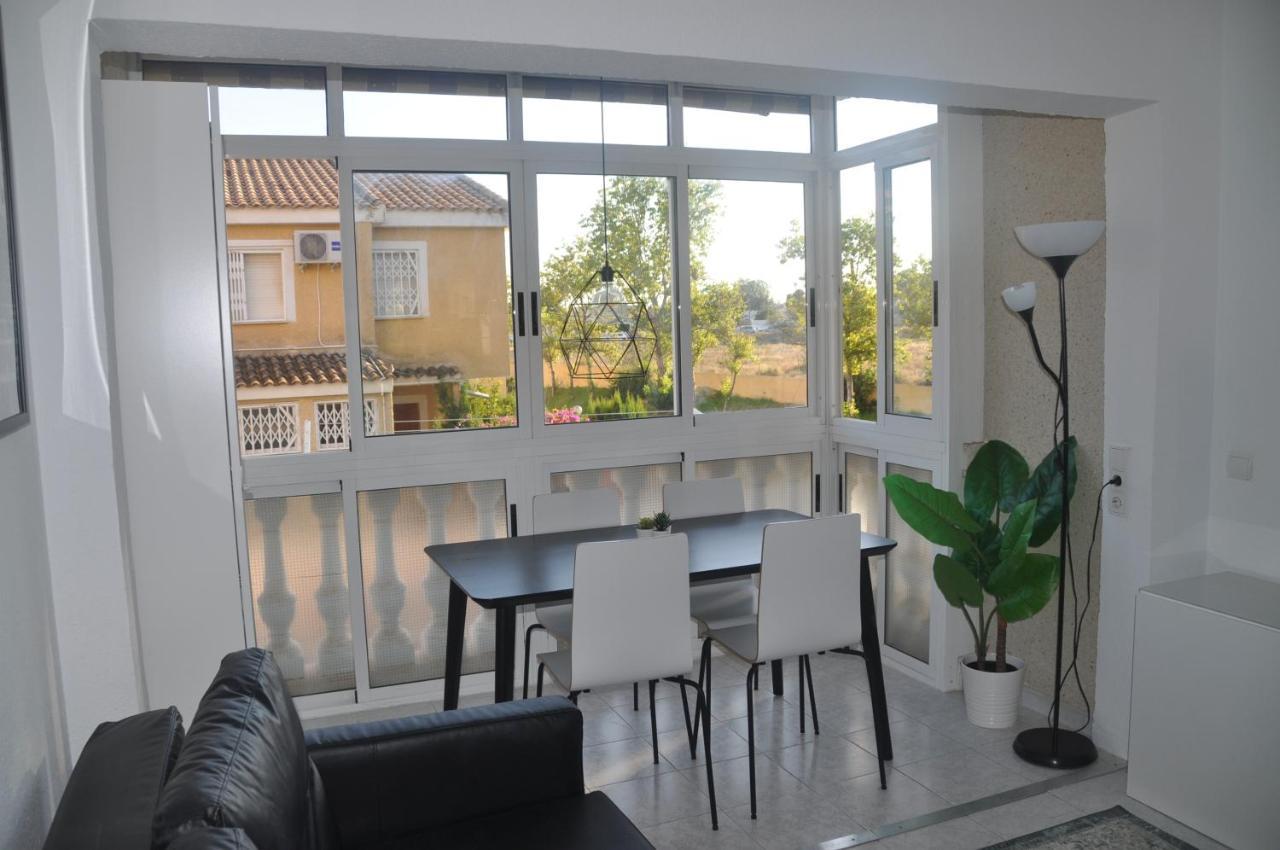 Apartamento Con Piscina Y Parking El Campello Eksteriør bilde