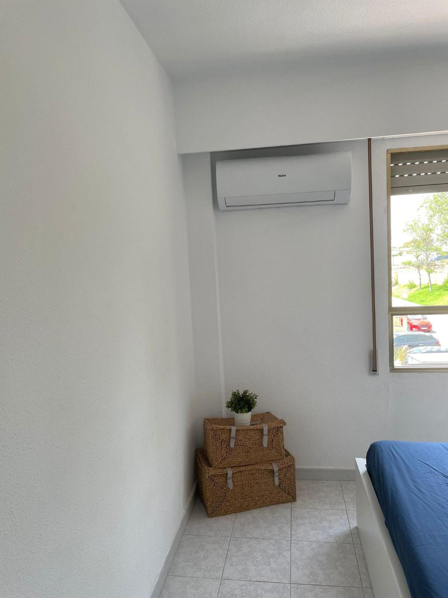 Apartamento Con Piscina Y Parking El Campello Eksteriør bilde